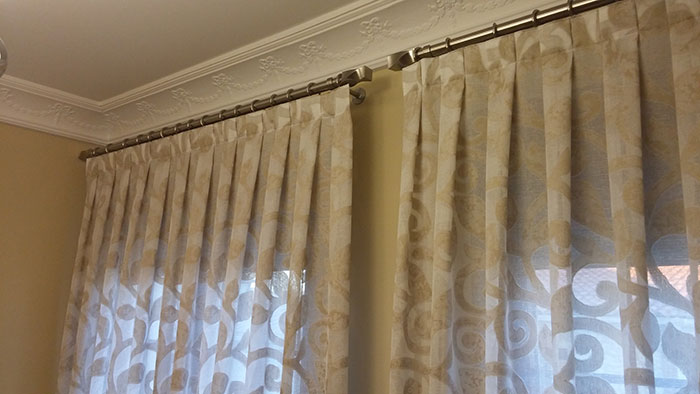 como hacer cortinas con tablas