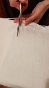 COMO HACER ESTORES, CORTAR TELA