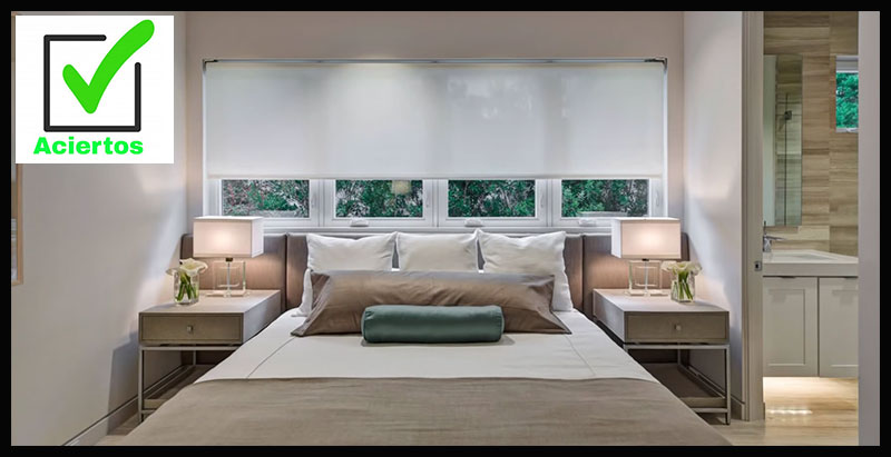 ESTOR ENROLLABLE LISO EN HABITACION